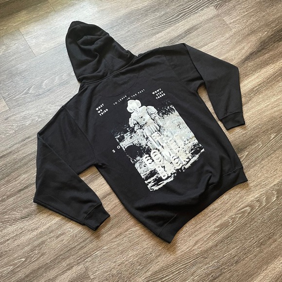 IT Chapter Two “IT‎ Comes Back” Clown Horror Graphic Hoodie Size Small - Picture 6 of 6